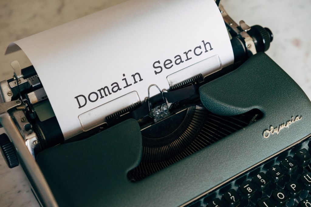 Need advice on the best domain name registrars in 2026, overwhelmed by options